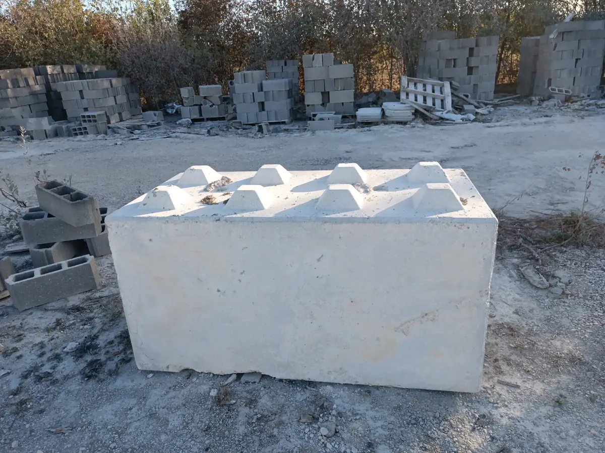 Blocs béton empilables en location et à l'achat